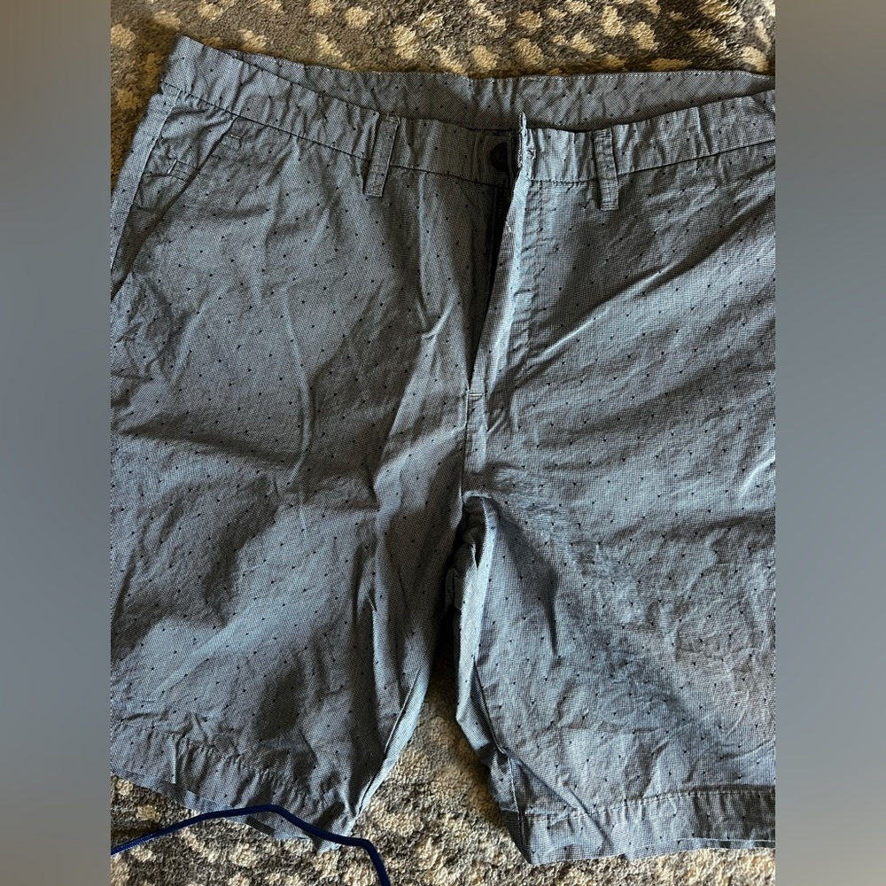 Men’s shorts NWOT